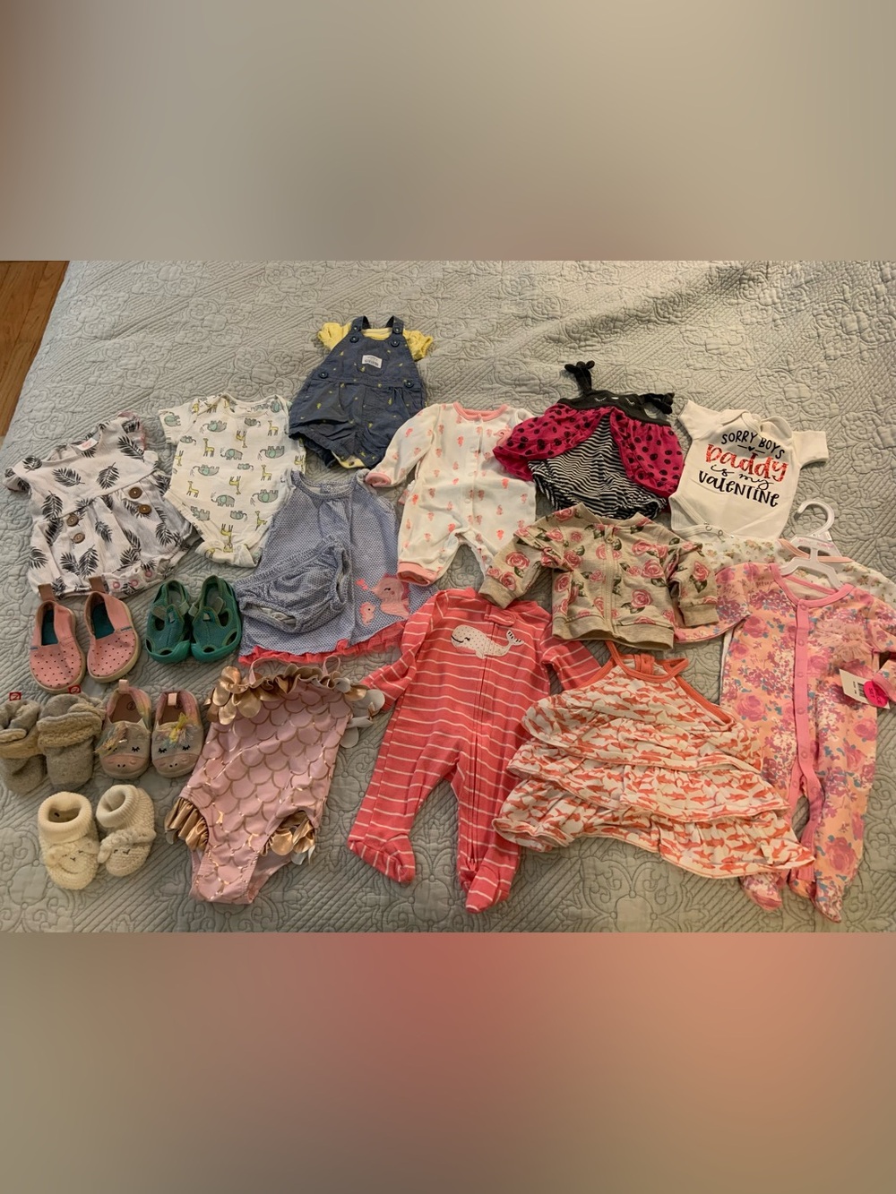 18 Piece Excellent Condition 0-3 Month Baby Bundle - Native, Zutano Etc - VGUC